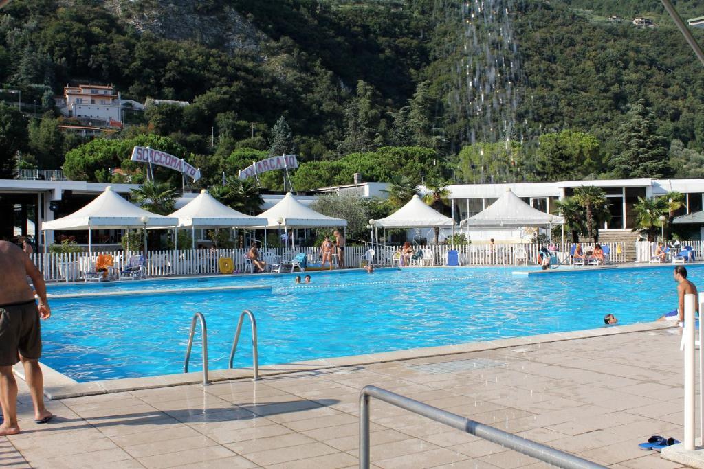 Beach Hotel Eurovil プレドーレ エクステリア 写真