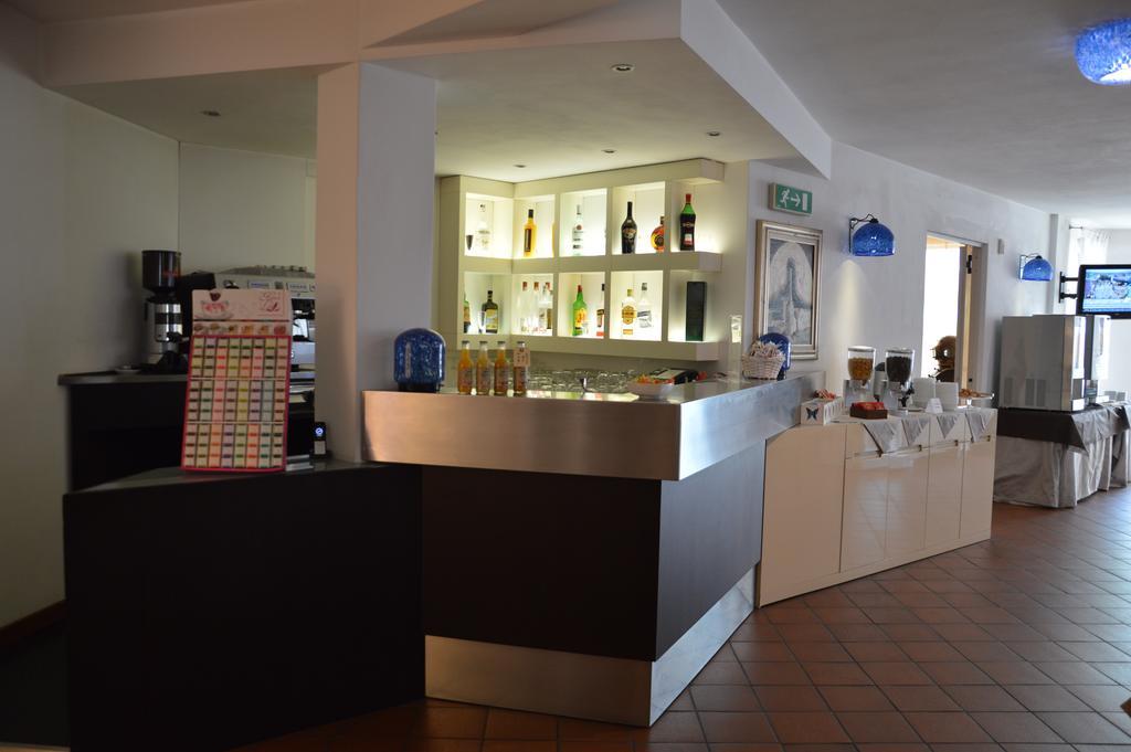 Beach Hotel Eurovil プレドーレ エクステリア 写真