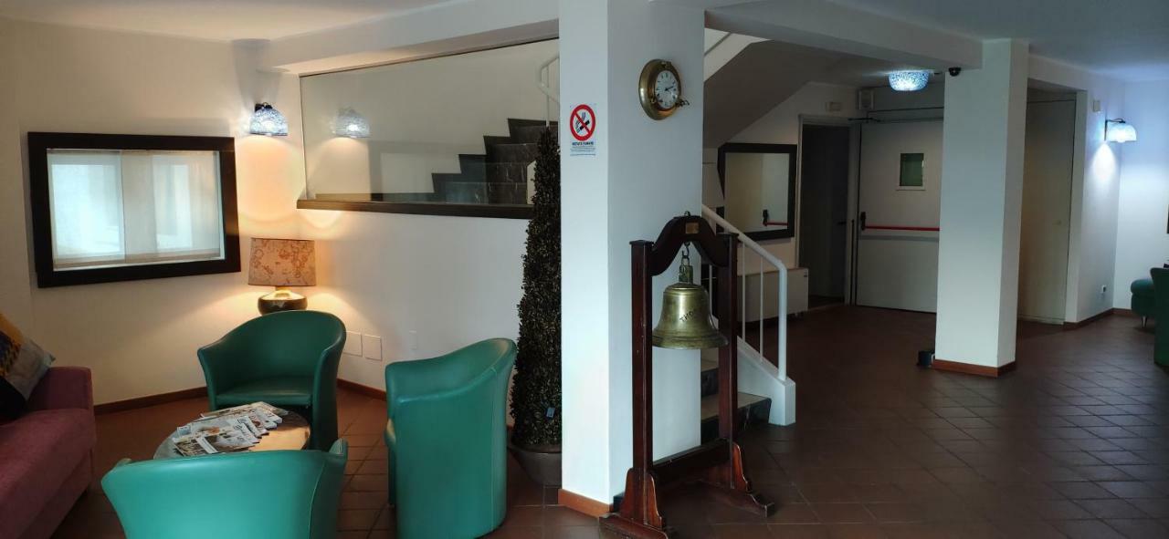 Beach Hotel Eurovil プレドーレ エクステリア 写真
